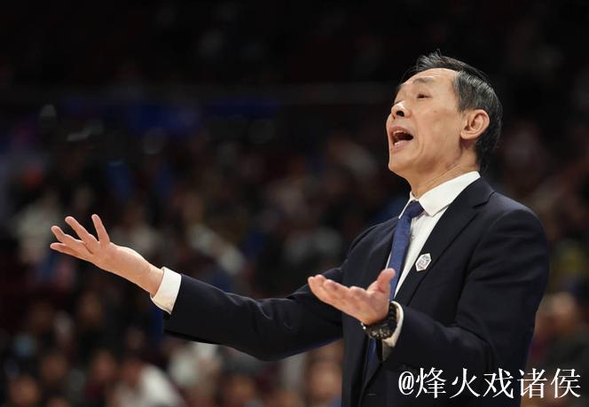 CCTV5播北京男篮VS辽宁,3人给杨鸣惊喜,许利民固执,谁会首败 CCTV5播北京男篮VS辽宁,3人给杨鸣惊喜,许利民固执,谁会首败
