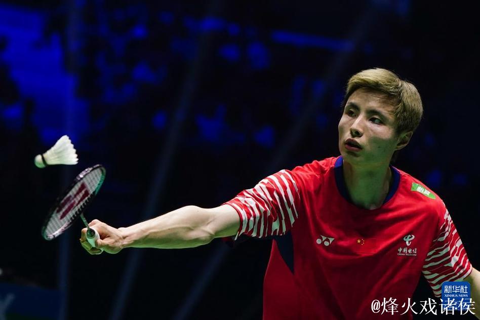 羽毛球世锦赛：石宇奇力克拉克什亚 挺进男单32强