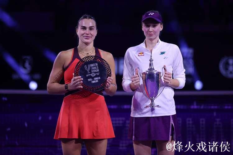 萨巴伦卡苦战三盘力克阿尼西莫娃 决赛将迎战莱巴金娜 萨巴伦卡苦战三盘力克阿尼西莫娃 决赛将迎战莱巴金娜